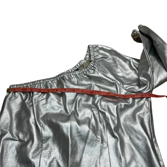 INC INTERNATIONAL CONCEPTS TOP WOMENS SIZE SMALL SILVER METALLIC ONE SHOULDER - Picture 11 of 16